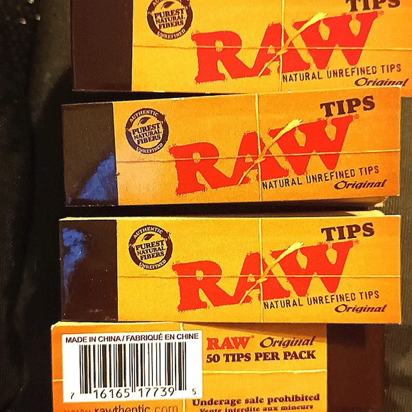 Juicy Jay's, Raw, Zigs rolling papers.& Raw Tips (filters) make me an offer!!! - Picture 5 of 9